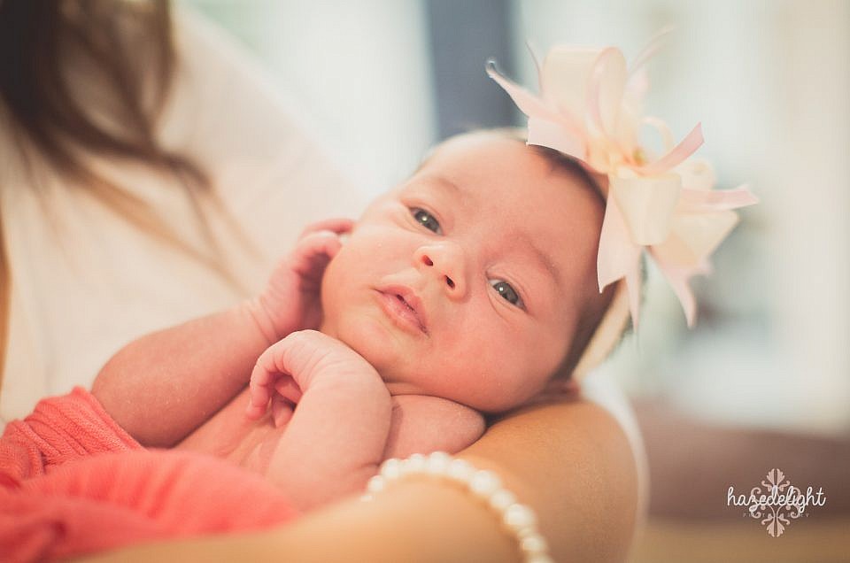 Baby Tiffany : Newborn Photo Shoot at Miramar, Fl